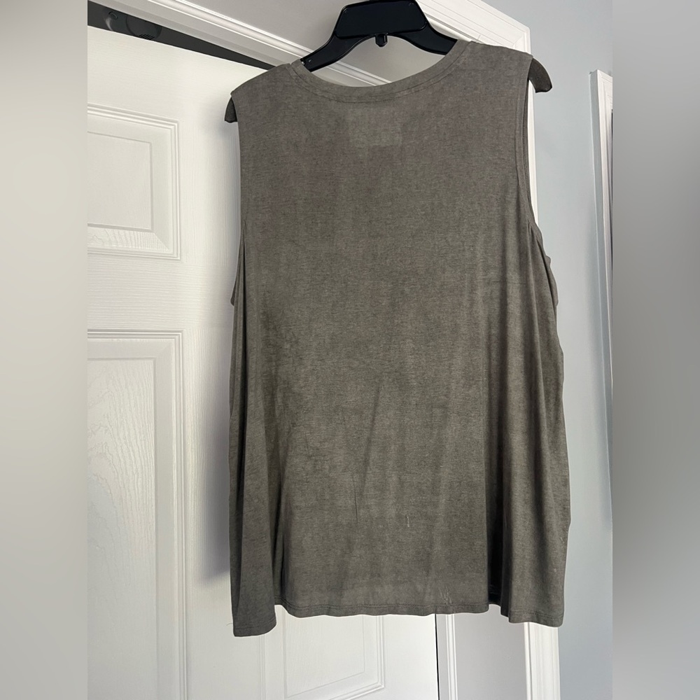The Sun Graphic Cold-Shoulder Tank Top - Olive - Picture 4 of 4